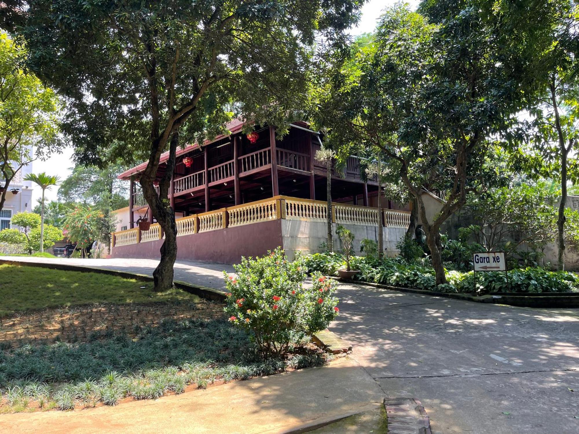 Thien Binh Hotel Hòa Bình Exterior foto